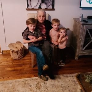 Meet your Posher, Lee